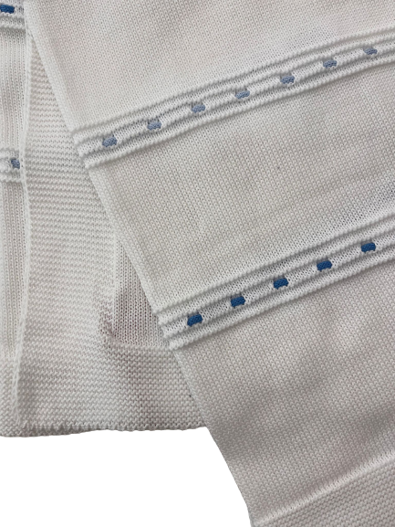 Scaldacuore Coperta bianca per neonato con dettagli celesti