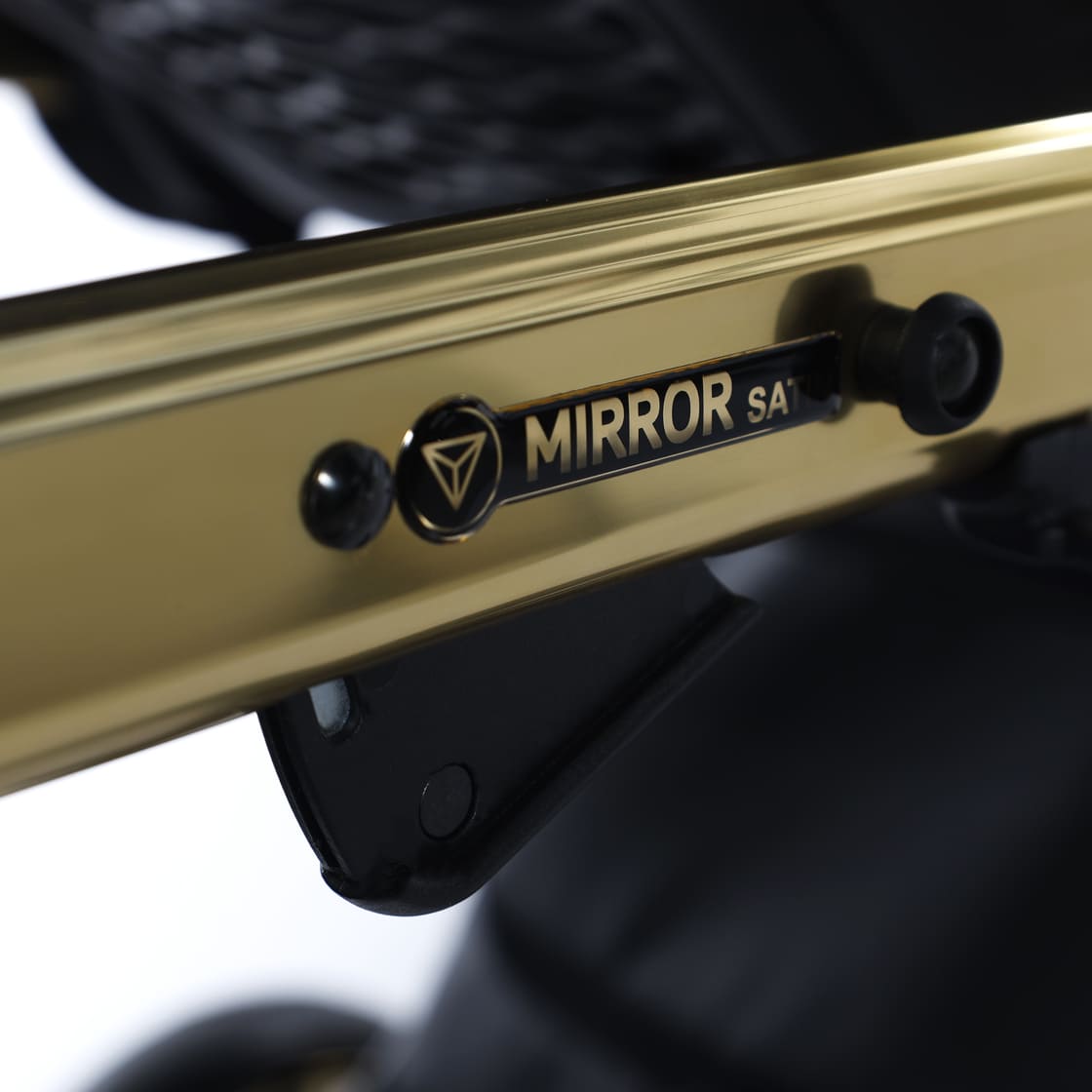 Trio Mirror Satin 3 in 1 Tessuto Nero Navicella Oro Giallo Telaio Oro Giallo
